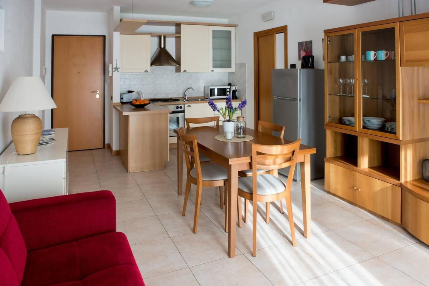 Appartamento Peler13 Con Balcone E Parcheggio Riva del Garda Exterior photo